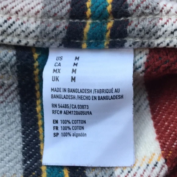 AEO Men's Plaid Button Down Shirt - Picture 6 of 8